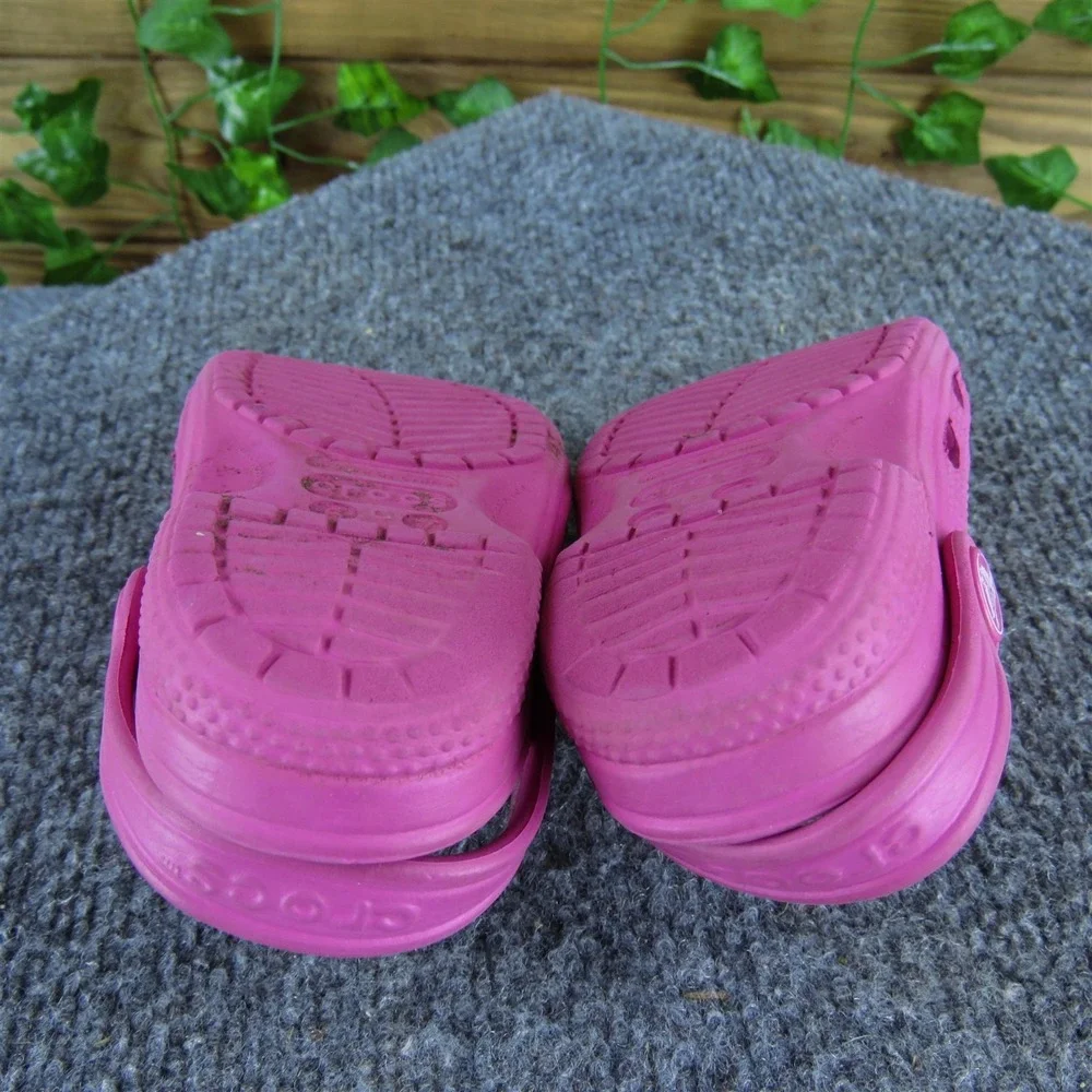 Crocs Girls‎ Clog  Sz T 6-7 Medium Pink Synthetic Slip On